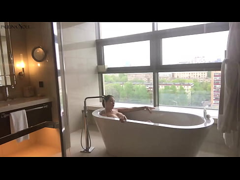 ❤️ Riesiges Babe wichst leidenschaftlich ihre Muschi im Badezimmer ❤❌ Fucking video bei uns de.hentaibar.ru ❌️