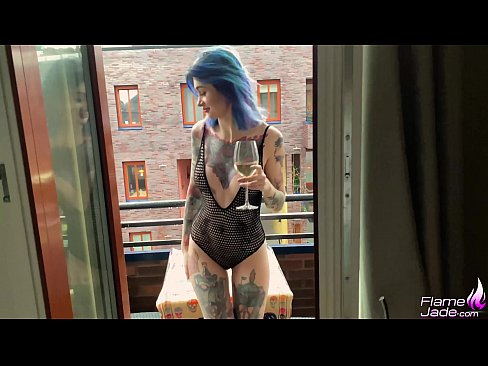 ❤️ Großartiges Mädchen lutscht mit einem Schluck und fickt leidenschaftlich unter freiem Himmel ❤❌ Fucking video bei uns de.hentaibar.ru ❌️
